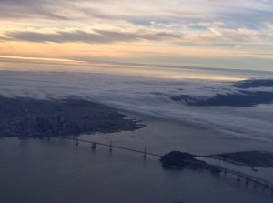 Fog_rolling_in_on_San_Francisco_bay.JPG